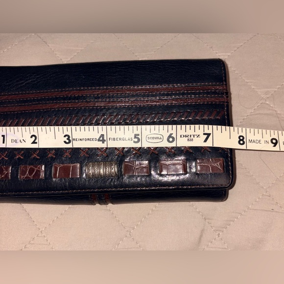Brighton Vintage Two-Tone Leather Croc-Embossed Organizer Wallet - Picture 11 of 12